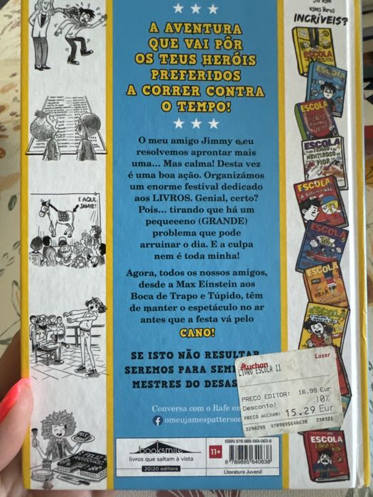Livro de conto  juvenil
