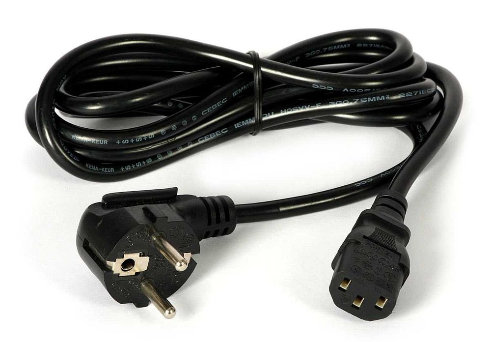 kabel sieciowy do wzmacniacza