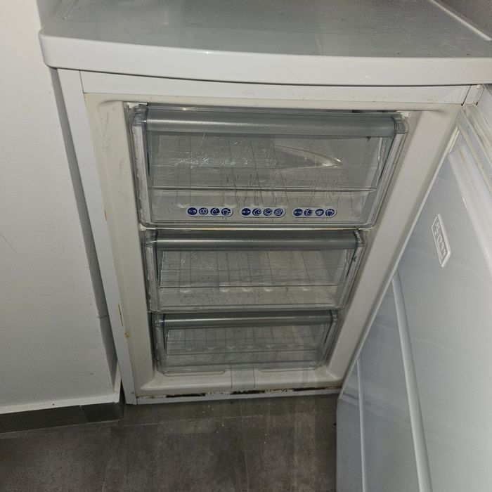 Vendo arca vertical