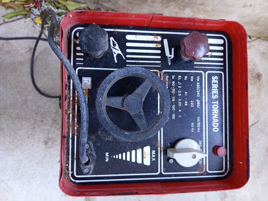 Máquina de Soldar Tornado