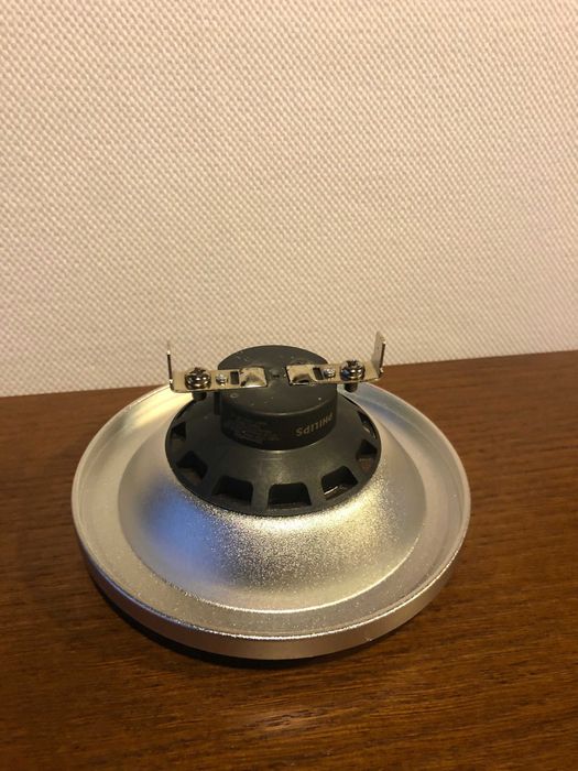 Reflektor Philips  LED G53 AR111 10.8W 600lm  Ciepła Biel 2700 K
