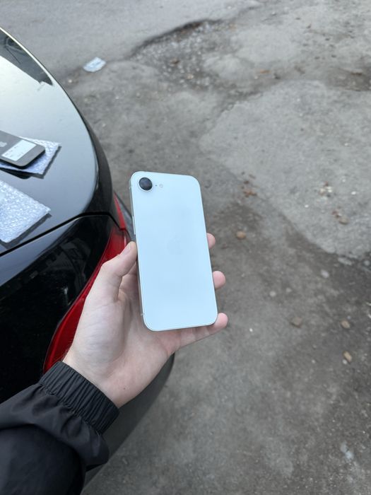 iPhone 16e 256gb