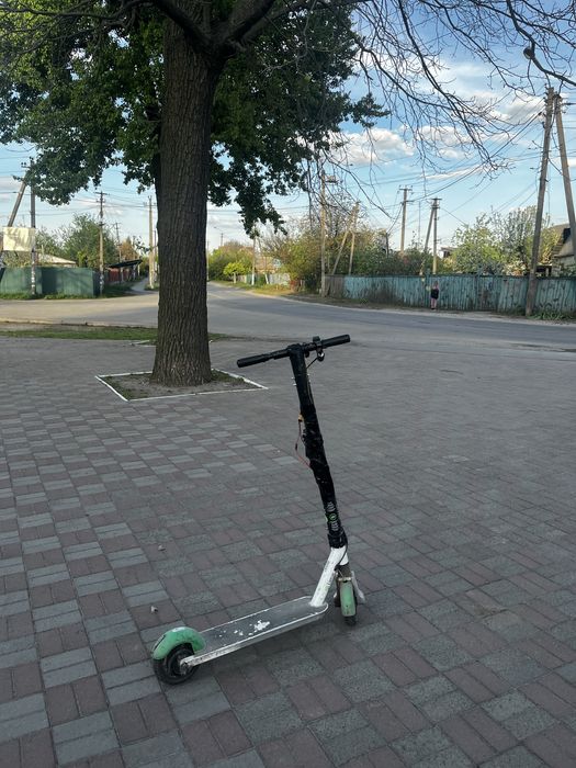 Електросамокат Lime-S відновлений