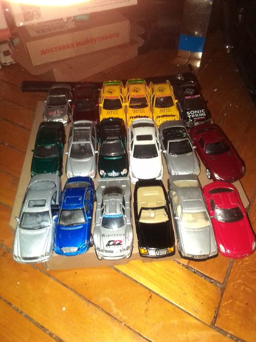 масштабная модель Мерседес целые.под восстановление.или по запчастям