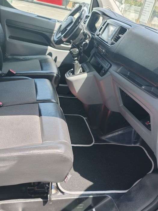 Opel Vivaro L3 (2.0 150cv)