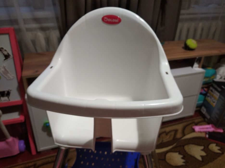 Стільчик для годування