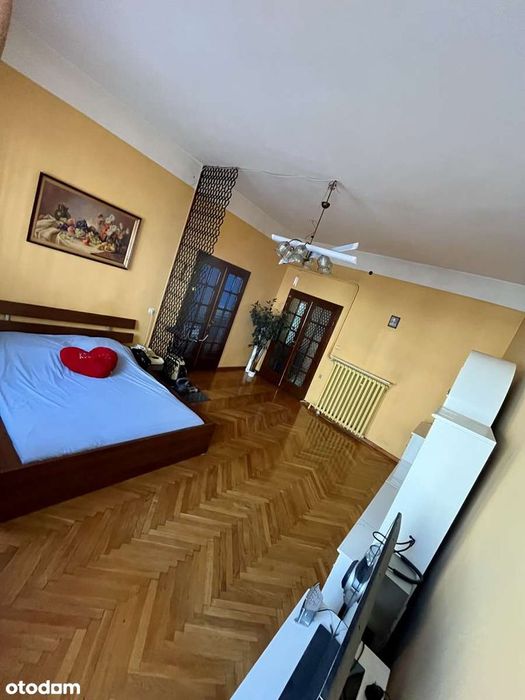 Dwustronne MIESZKANIE 3-POK, blisko RYNKU, NISKIE OPŁATY! Traugutta