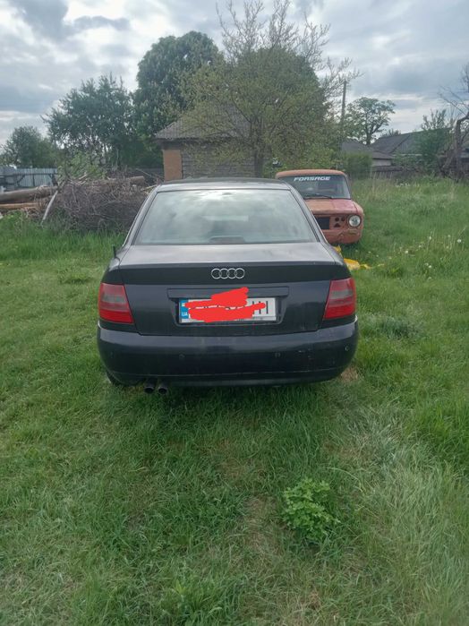 Audi A4 B5 2.4 бензин/ обмен