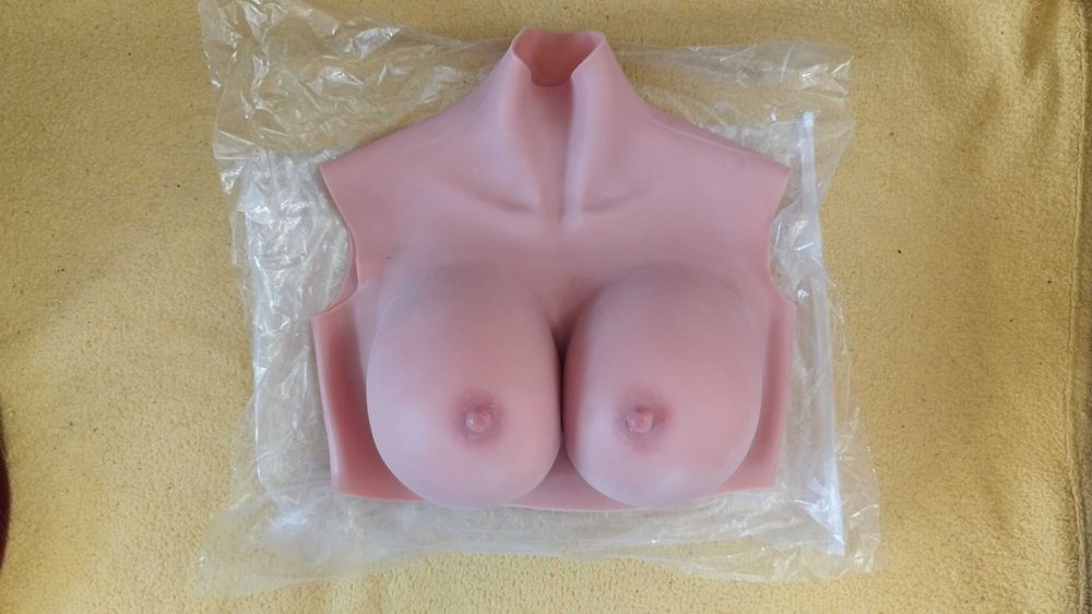 Накладная силиконовая грудь чашка G 7размер