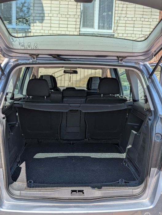 Opel zafira 1.8 II покоління 2005 рік