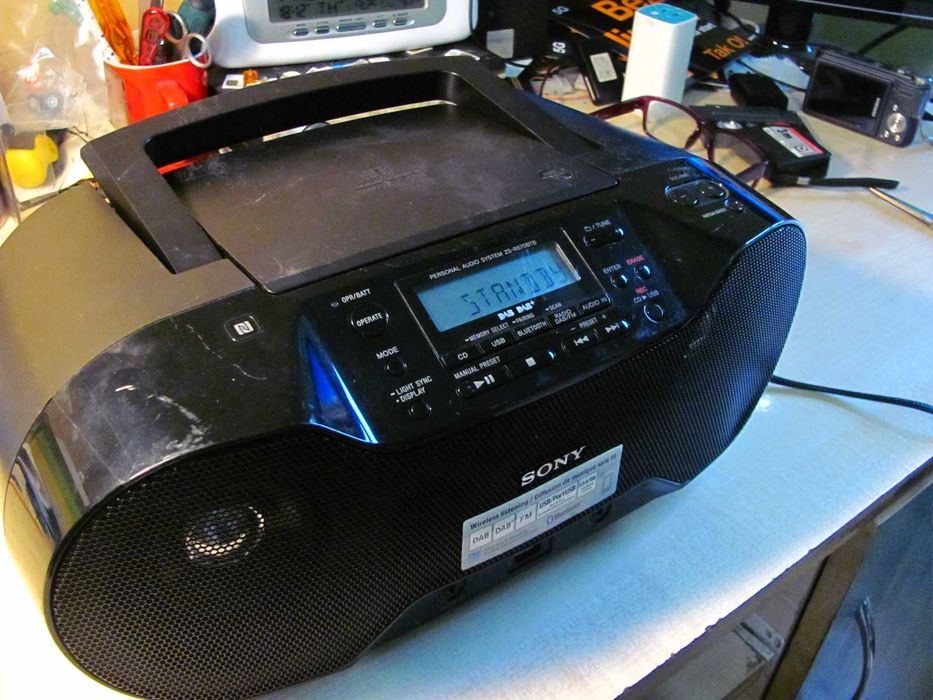 Radioodtwarzacz Sony ZS-RS70BTB CD/MP3 stereo FM DAB+ USB Bluetooth