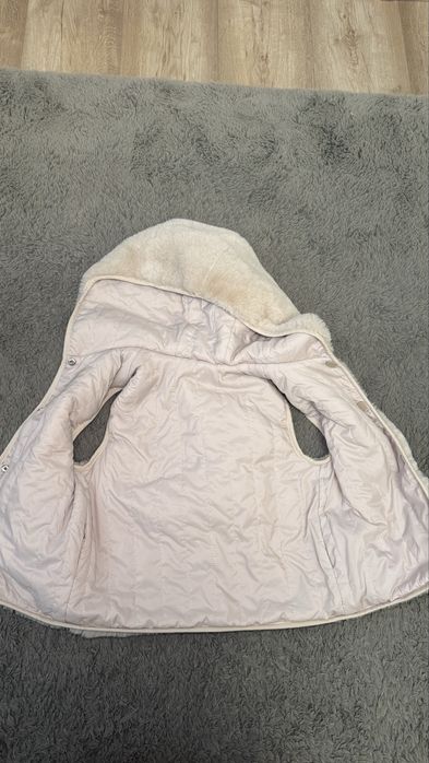 Жилетка хутряна Zara