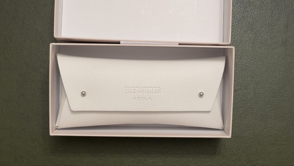 Сонцезахисні окуляри Pleasures x Akila