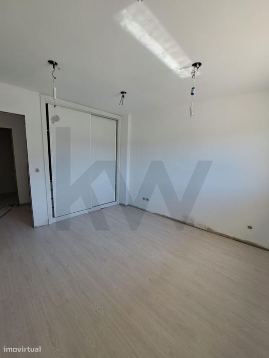 Apartamento T1 no Estremão