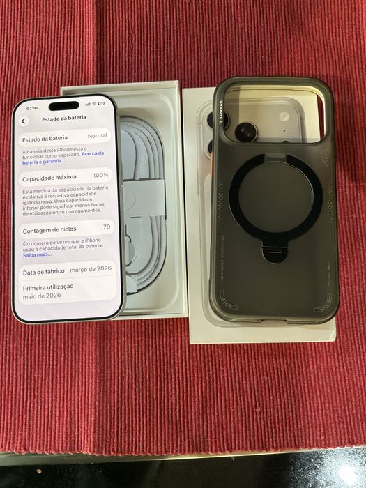 iPhone 17 Pro 256gb ( Branco) Silver
