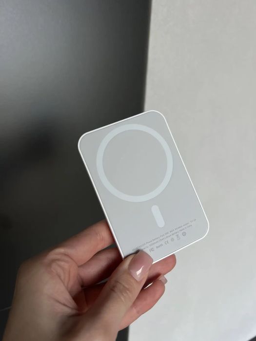 Подарочный набор 5 в 1(часы, павер, наушники, кабель…)