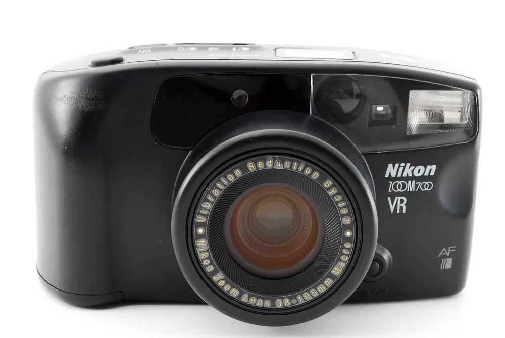 Camara Nikon ZOOM 700 VR 35mm Point & Shoot Film Camera