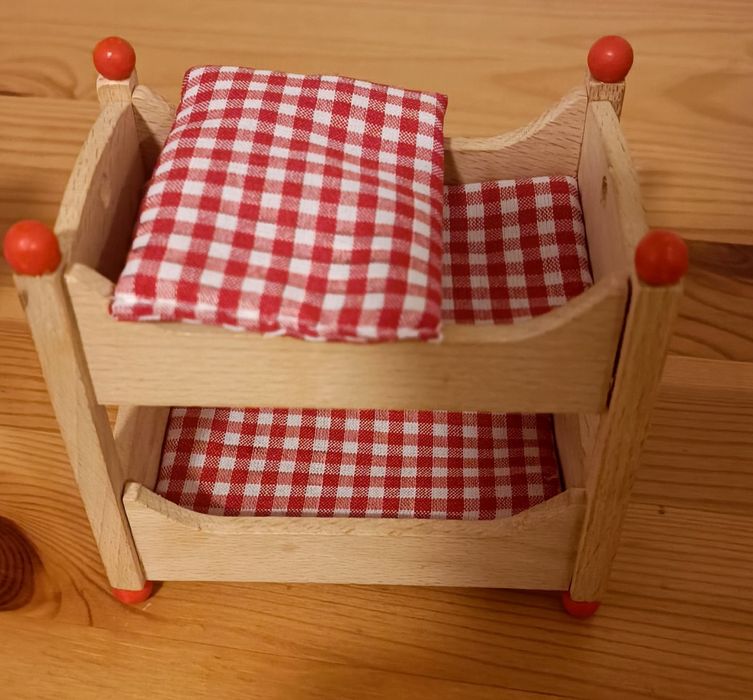 Мебель для кукольного домика. Новая