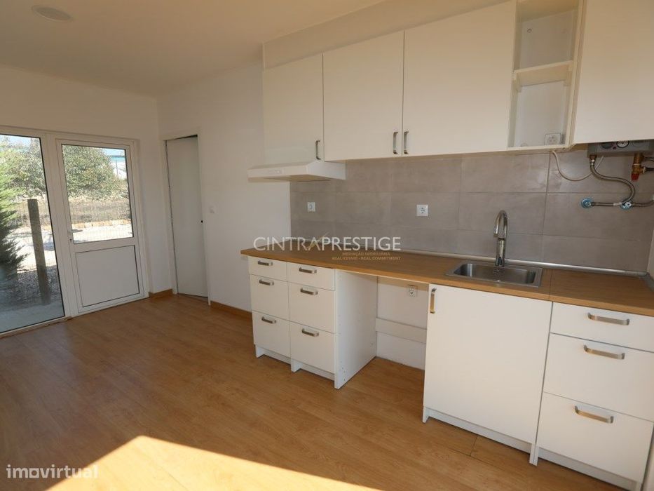 Arrendamento de Casa T1 - Pernigem / S. joão Lampas