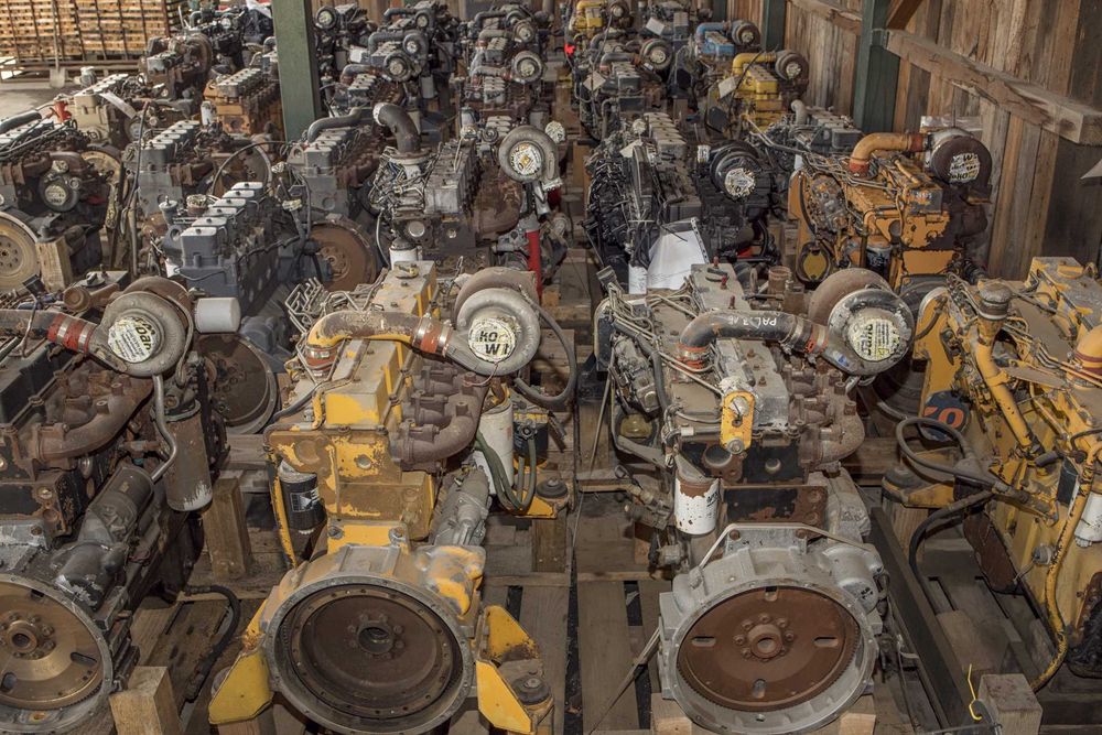 Silnik spalinowy - Komatsu SAA6D114E-1