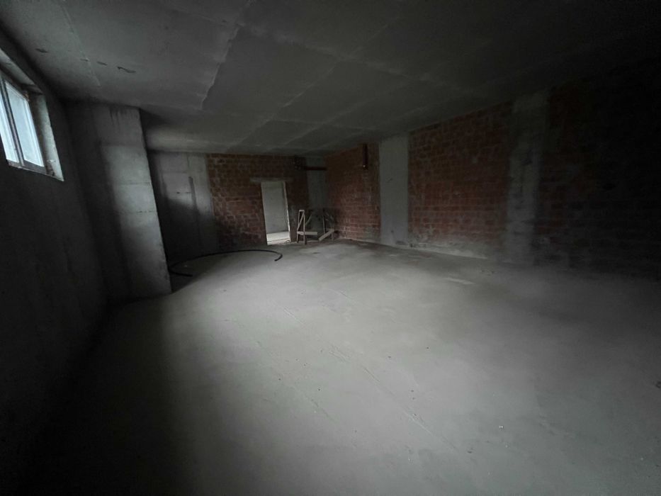 Приміщення 116,6 кв.м вул. Метрологічна 62 ЖК "Кришталеві джерела"