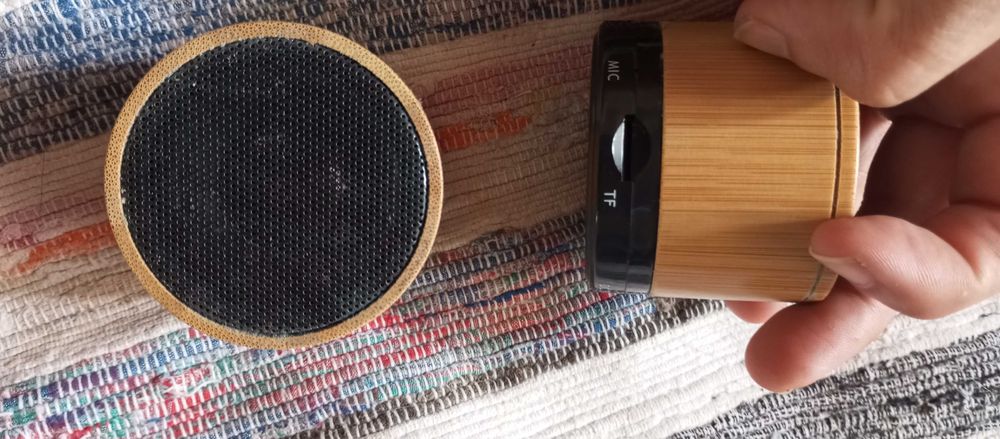 Colunas de som, ligação bluetooth