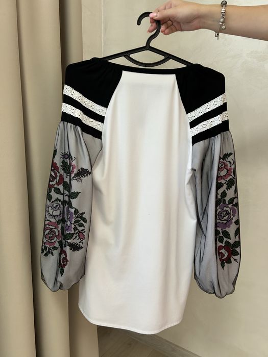 Вишиванка + спідниця