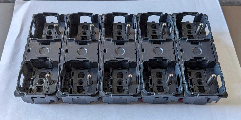 Legrand Celiane 067122 gniazdo podwójne zespolone 2x2P+Z 16A