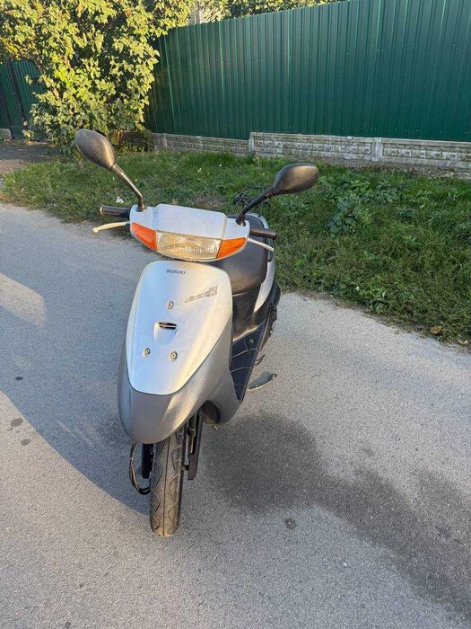 скутер Suzuki Lets 2 old