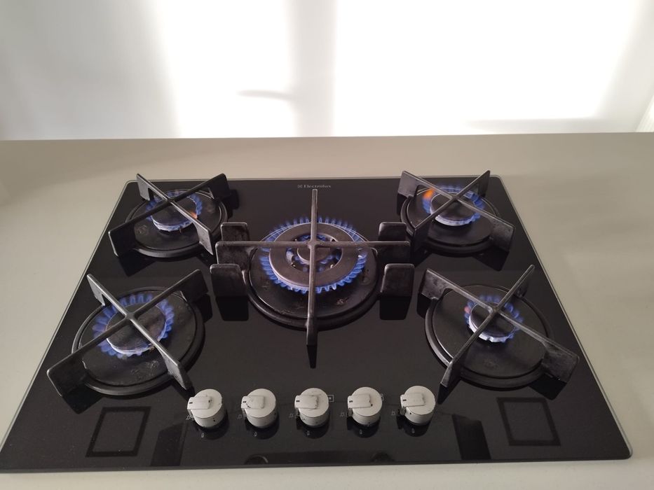 Placa Eletrolux EHT 7830K