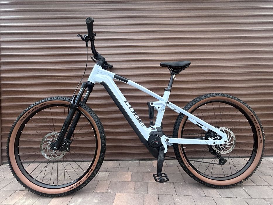 Ładnie utrzymany Rower Elektryczny Cube Stereo Pro 120! Jak nowy! Rozm L!