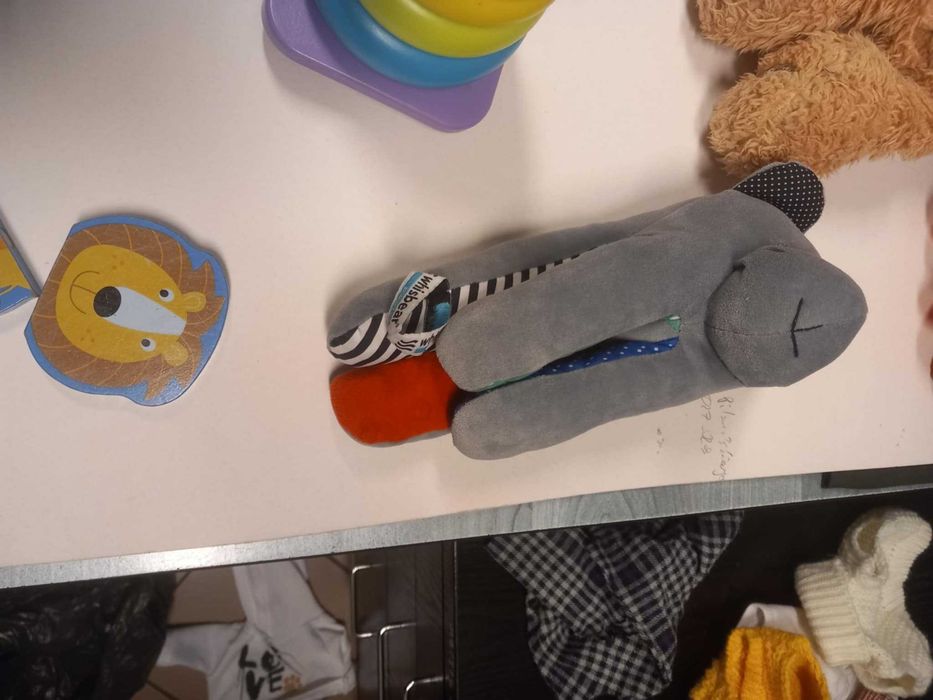 misie fisher price, miś szumiś, pluszaki i zabawki