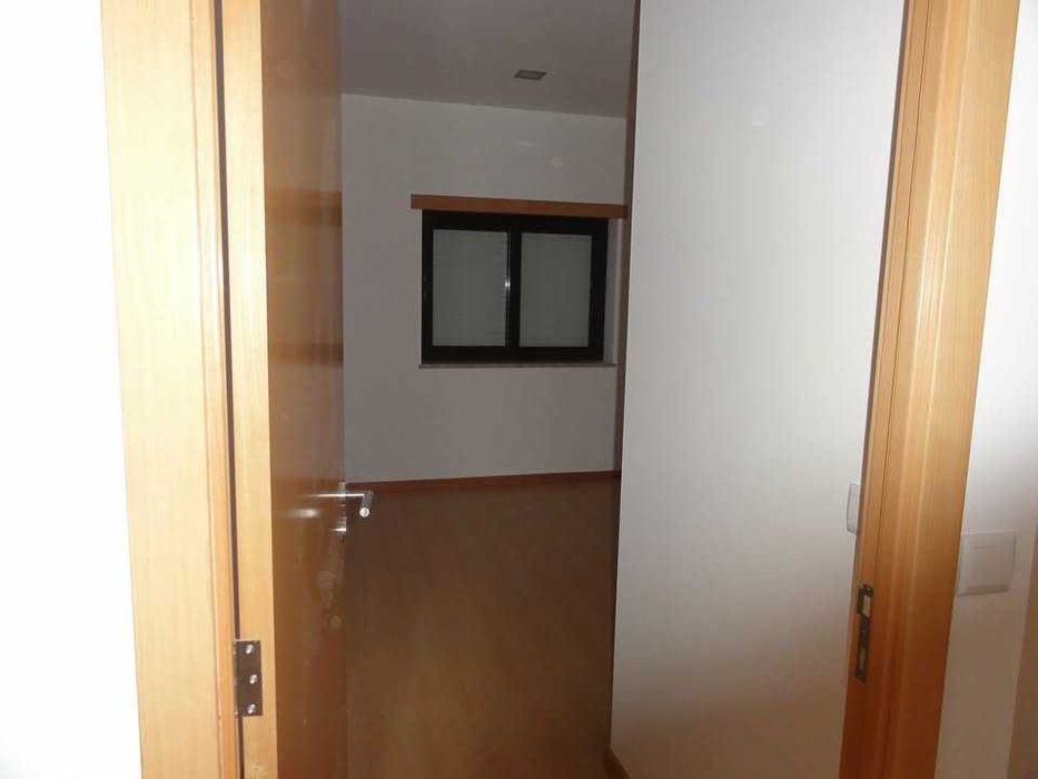 Apartamento T1 na Rua Dr. Diamantino Henriques, Nelas