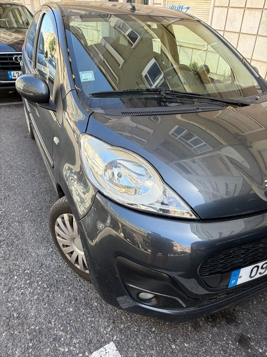 o carro Peugeot 107 AUTOMATICO