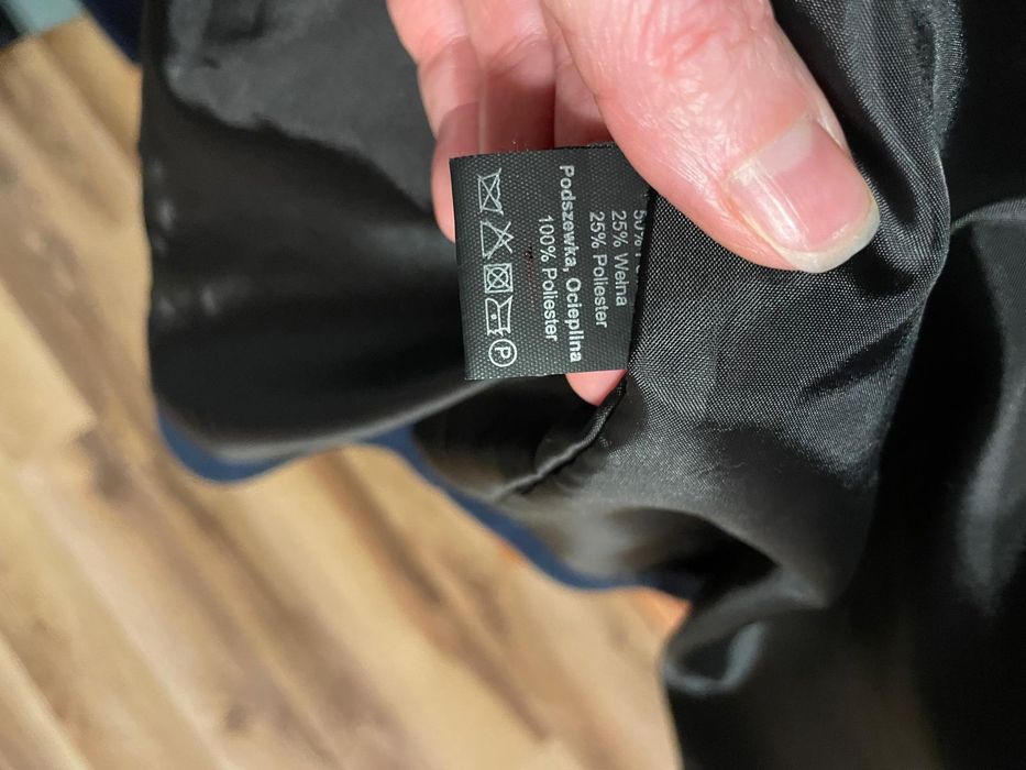 Płaszcz damski zimowy  z wełną r. 58 w stanie idealnym