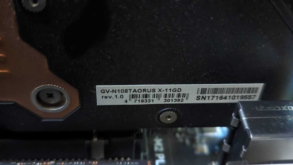 Torre computador DESKTOP i7 9700F