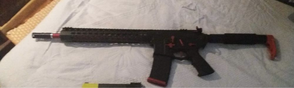 Arma de airsoft ASR115X como nova