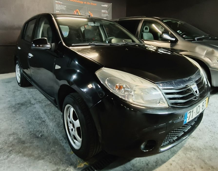 Dacia Sandero 1.2 16v Confort  apenas 140 mil kms