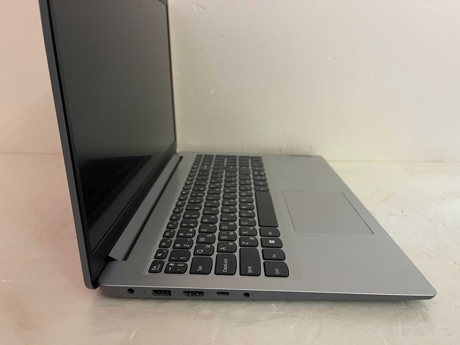 Мощный СВЕЖАК!! Lenovo  IdeaPad 15 /RYZEN 5" 5500U на 12" ЯДЕР/ 16 RAM/ + КАК НОВЫЙ!
