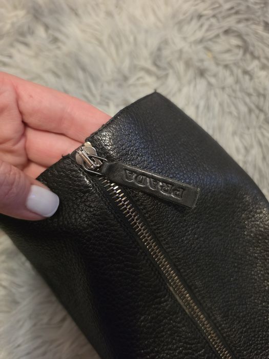 Продам шкіряні  сапоги  Prada