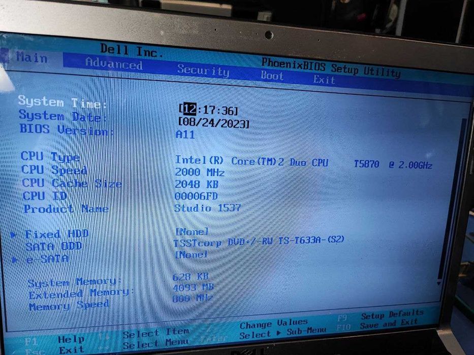 Ноутбук Dell Studio 1537