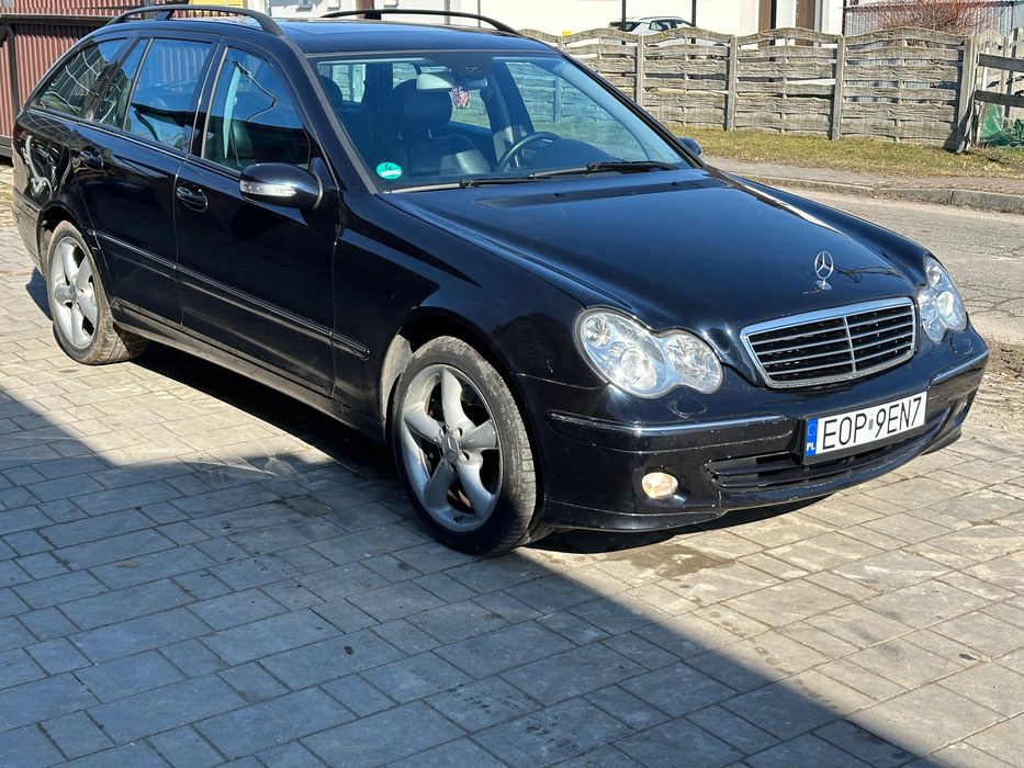 Mercedes Benz Klasa C280 W203/S203 /AVANGARDE/ HARMAN KARDON/ Niski przebieg 194tyś
