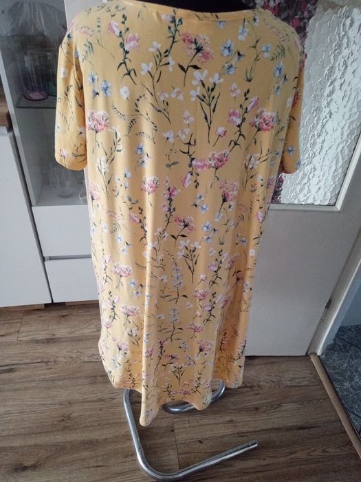 Sukienka damska ładna