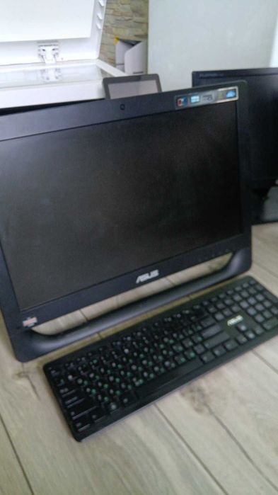 Распродажа ноутбуков ,планшетов и компьютеров.