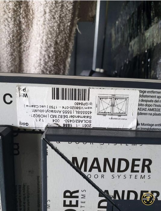 Okno nowe salamander