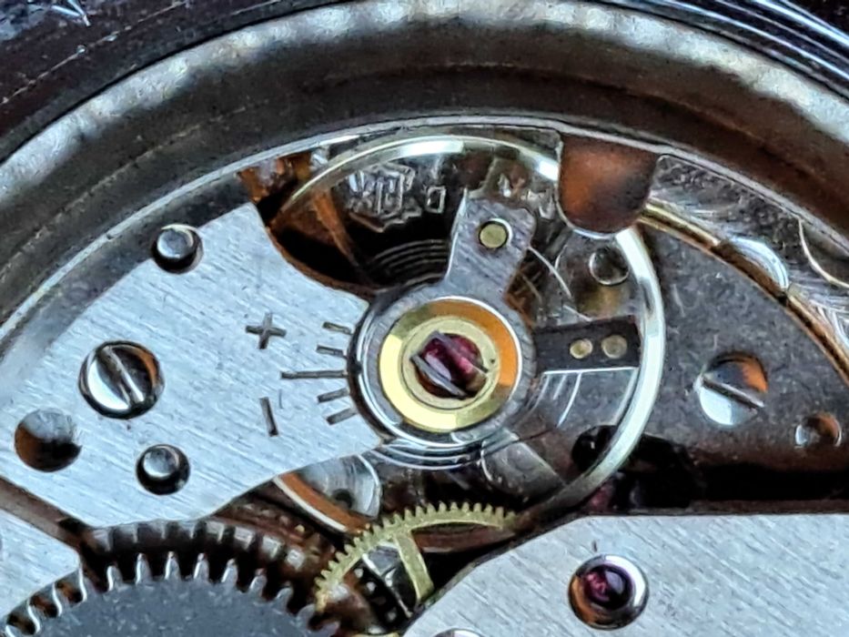 Relógio de pulso de homem, marca SPRING