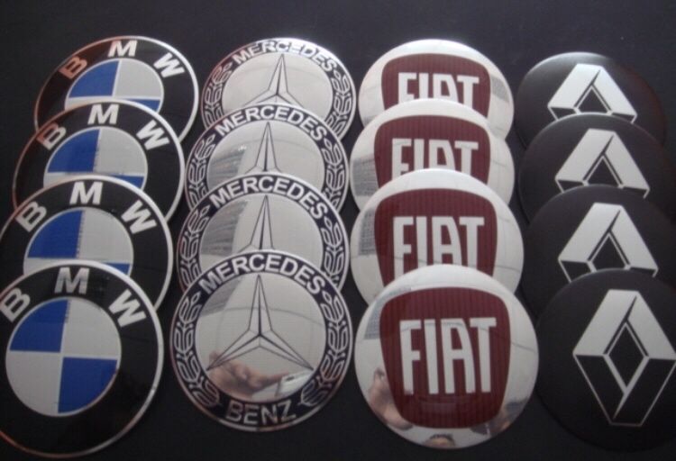 Centros de jantes universais e emblemas