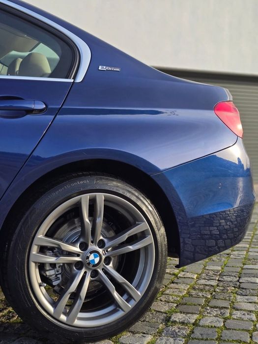 BMW 330 foto 5