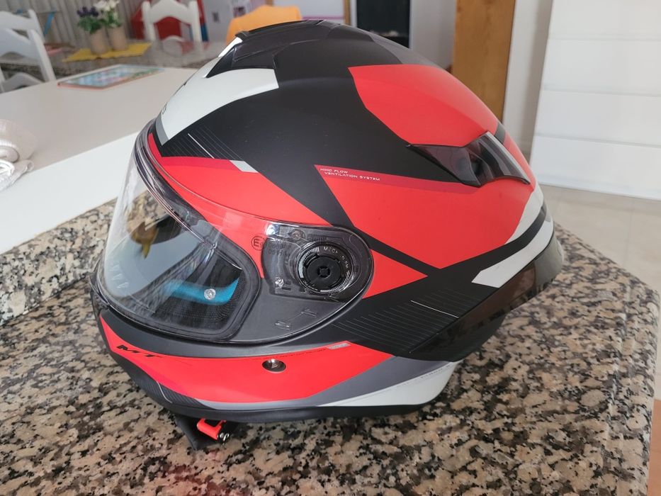 Capacete MT Helmets