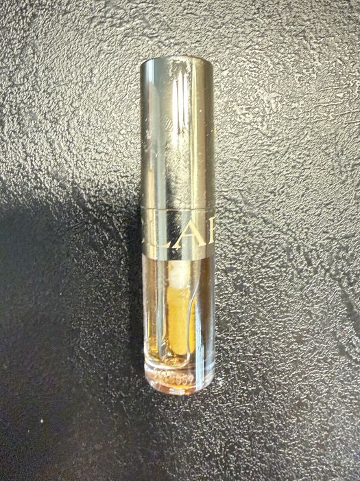 Olejek do ust clarins  01